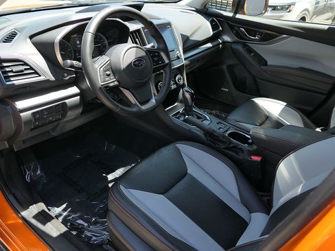 Used 2019 Subaru Crosstrek 2.0i Limited w/ Moonroof Package w/Navigation AWD/4WD image 12