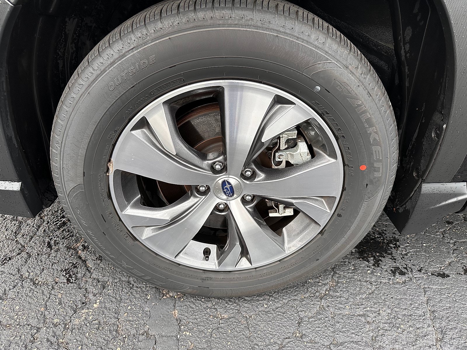 Used 2025 Subaru Ascent Premium AWD/4WD image 9