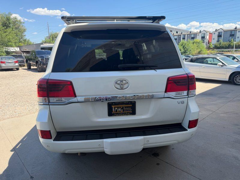 Used 2016 Toyota Land Cruiser AWD/4WD image 7