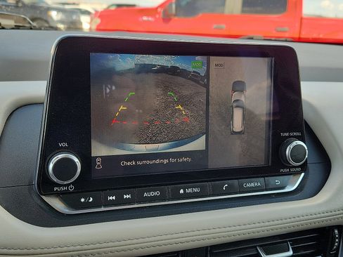 Used 2021 Nissan Rogue SV AWD/4WD image 14