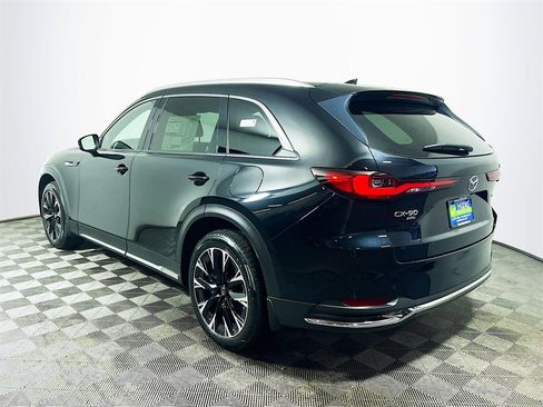 New 2025 MAZDA CX-90 Plug-In Hybrid w/ Premium Plus image 5