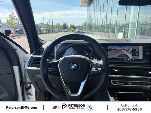 New 2026 BMW X5 xDrive40i AWD/4WD image 18