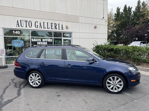 Used 2014 Volkswagen Jetta SE FWD image 2