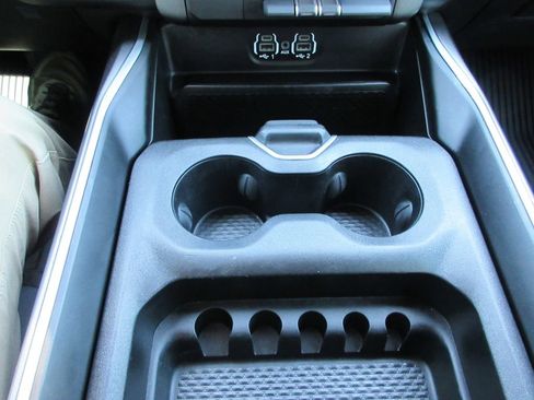 Used 2021 RAM 1500 Big Horn image 32