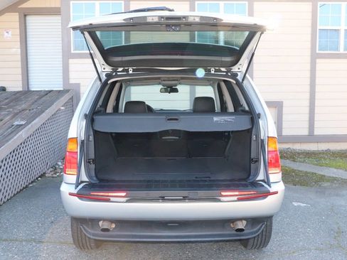 Used 2002 BMW X5 3.0i image 50