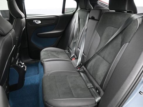 Used 2023 Volvo C40 P8 Recharge Ultimate AWD/4WD image 26