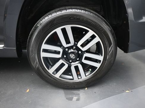 Used 2016 Toyota 4Runner Limited image 26