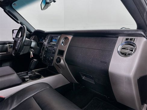Used 2017 Ford Expedition EL XLT w/ Equipment Group 201A image 28