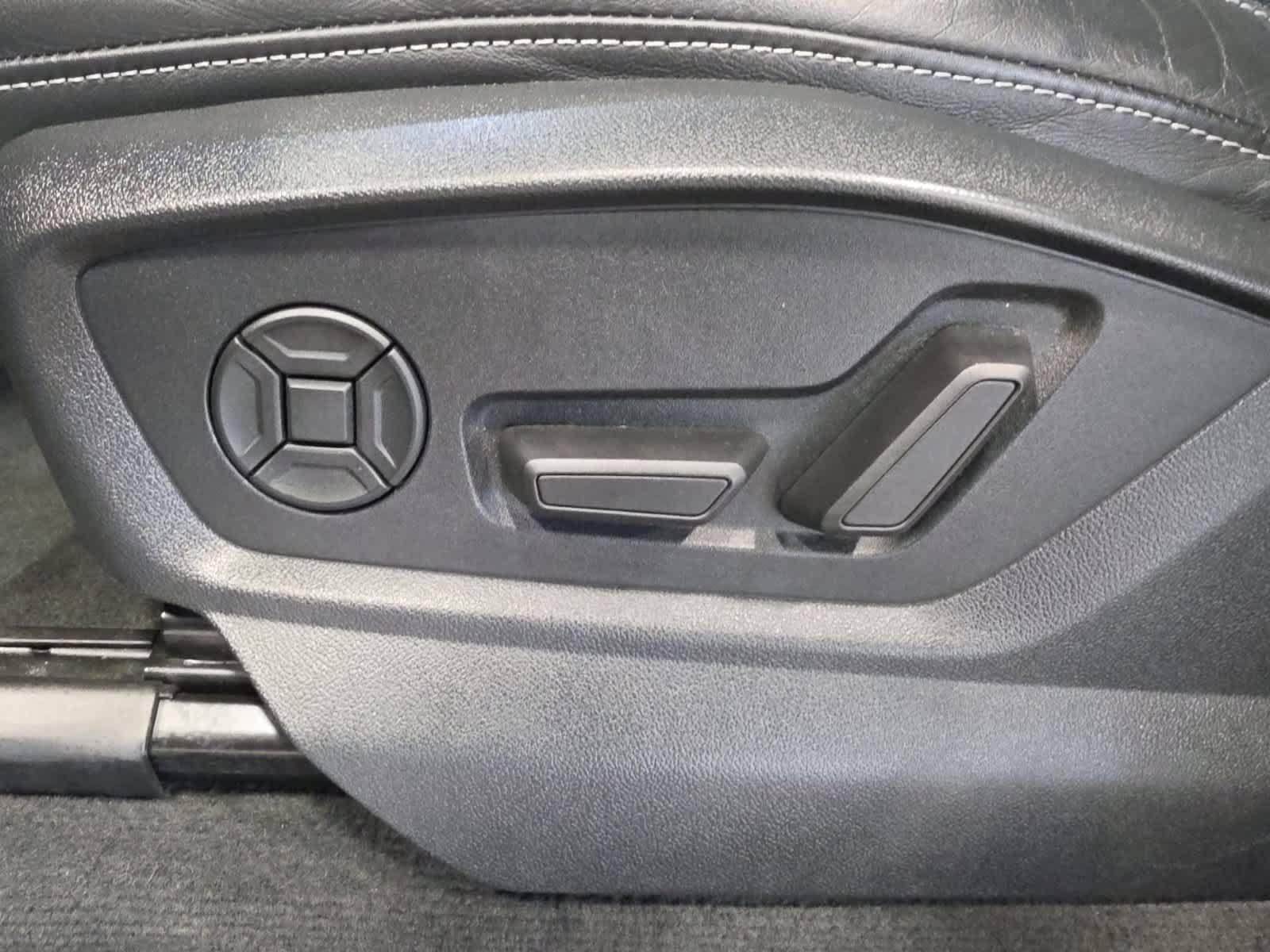 Used 2019 Audi Q8 Prestige AWD/4WD image 22