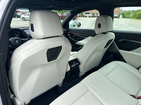 New 2026 BMW 530i xDrive w/ Premium Package AWD/4WD image 22