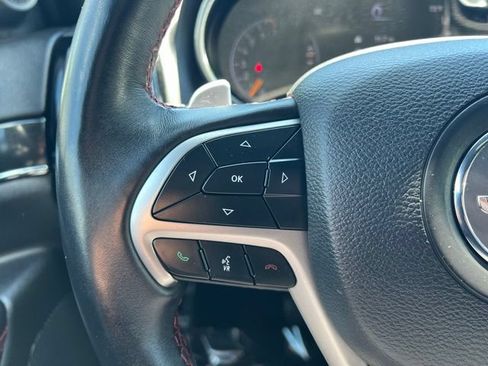 Used 2019 Jeep Grand Cherokee Trailhawk w/ Trailhawk Luxury Group AWD/4WD image 10