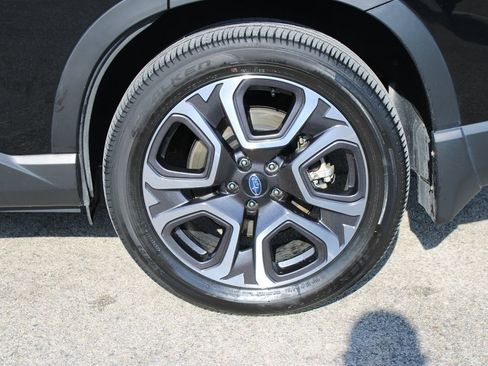 Used 2023 Subaru Ascent Touring image 32