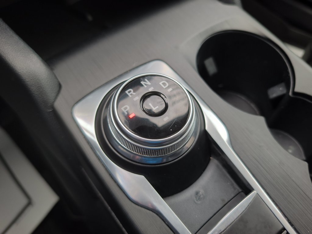 Used 2021 Ford Escape Titanium w/ Titanium Premium Package FWD image 17