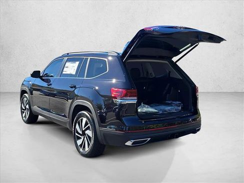 New 2026 Volkswagen Atlas SE FWD image 3