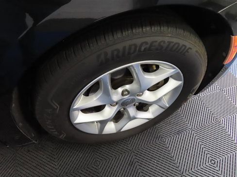 Used 2020 Chrysler Pacifica Limited image 9