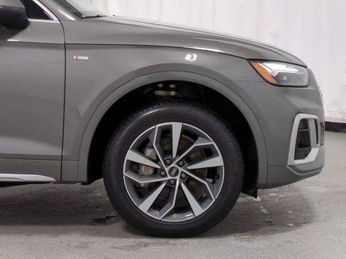 Used 2023 Audi Q5 2.0T Premium w/ Convenience Package AWD/4WD image 11