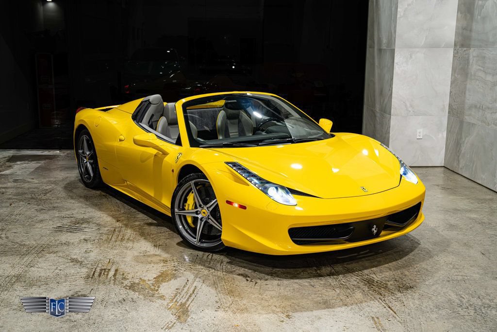 Used 2015 Ferrari 458 Spider RWD image 12