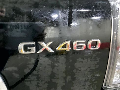 Used 2023 Lexus GX 460 Premium image 9