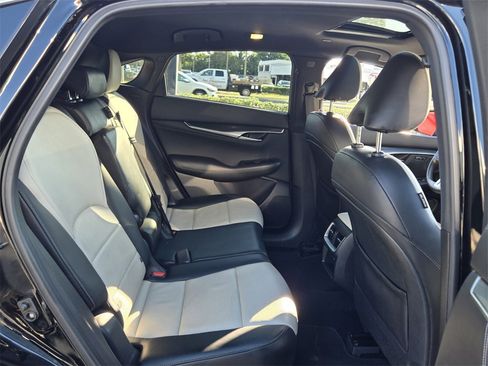 Used 2025 INFINITI QX55 Luxe w/ Cargo Package image 15