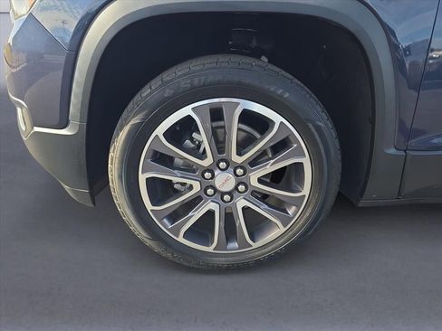 Used 2019 GMC Acadia SLT image 9