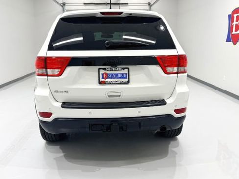 Used 2013 Jeep Grand Cherokee Altitude image 10
