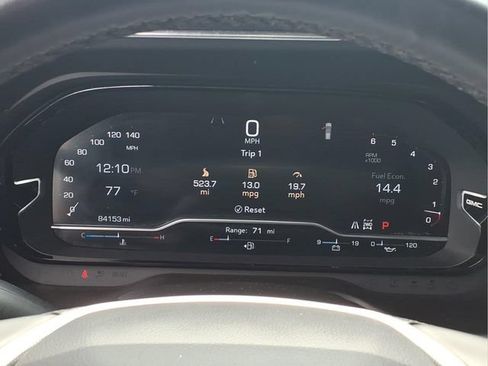 Used 2023 GMC Yukon Denali AWD/4WD image 11