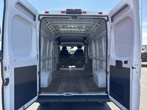 Used 2015 RAM ProMaster 3500 w/ Interior Convenience Group image 28