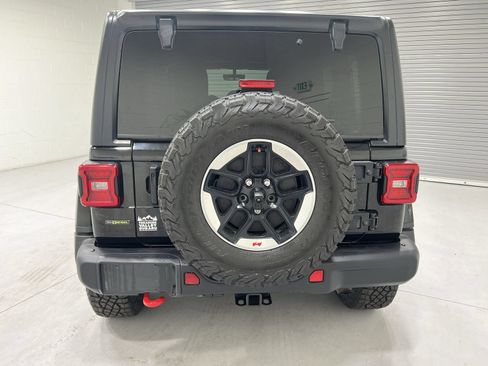 Used 2022 Jeep Wrangler Unlimited Rubicon w/ Steel Bumper Group AWD/4WD image 7