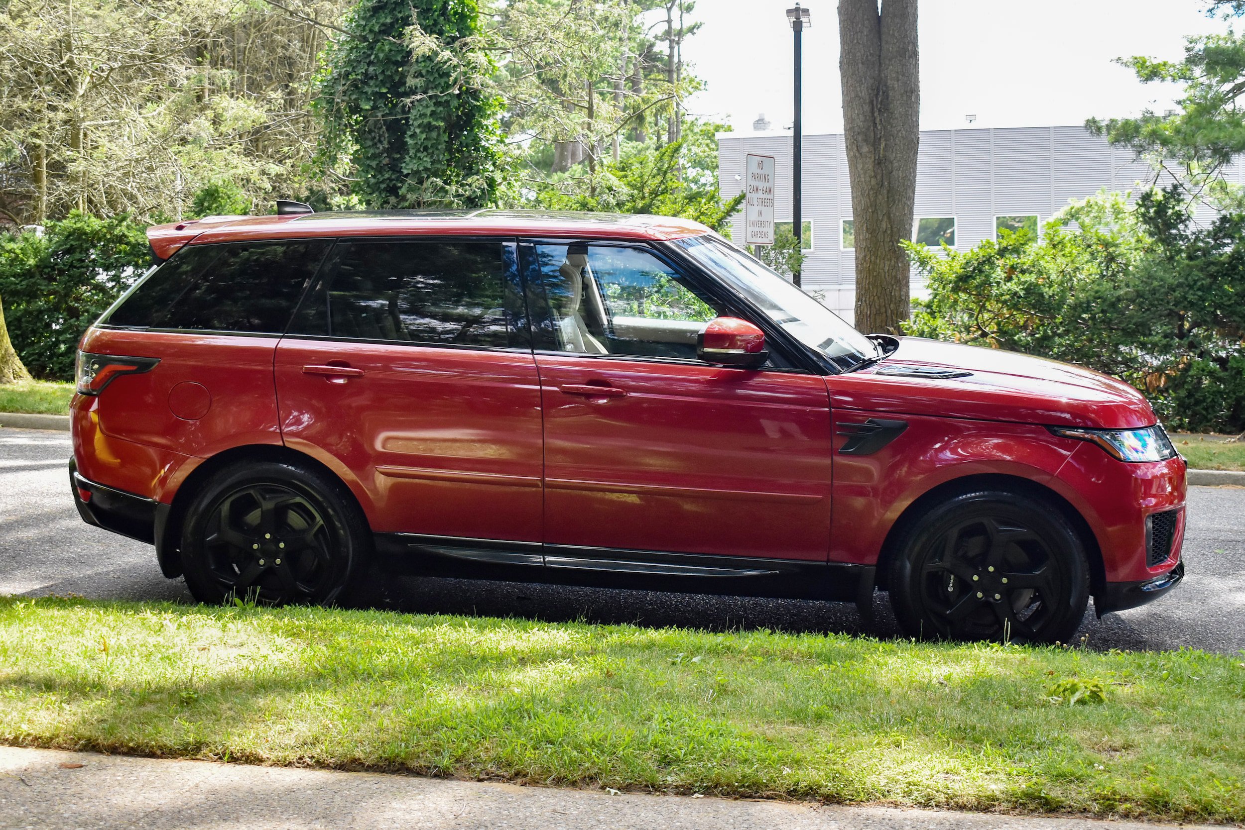Used 2019 Land Rover Range Rover Sport HSE AWD/4WD image 11