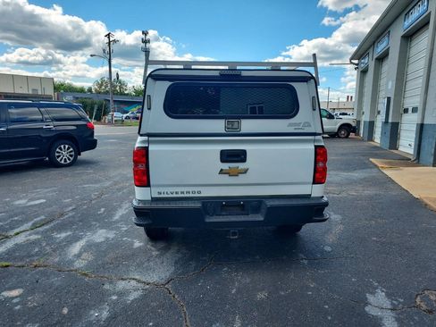 Used 2018 Chevrolet Silverado 1500 W/T AWD/4WD image 5