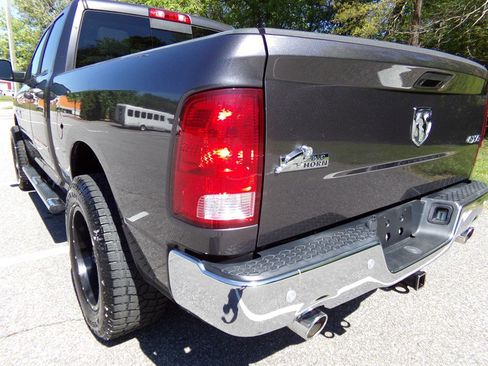 Used 2018 RAM 1500 Big Horn AWD/4WD image 9