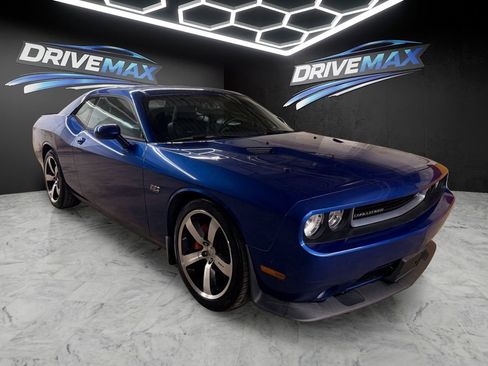 Used 2012 Dodge Challenger SRT8 RWD image 3