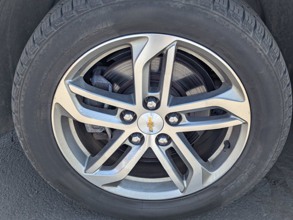 Used 2016 Chevrolet Equinox LTZ w/ Enhanced Convenience Package AWD/4WD image 13