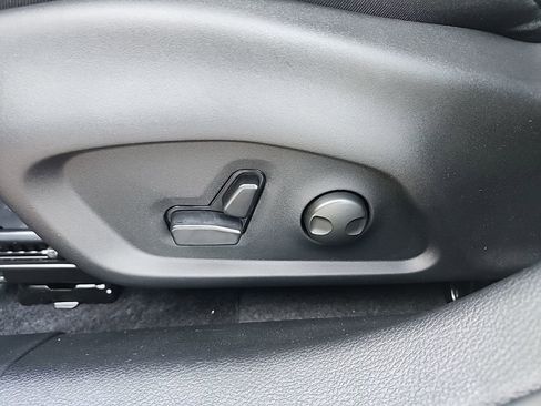 New 2026 Jeep Compass Limited image 23