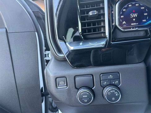 Certified 2024 Chevrolet Silverado 1500 LT image 21