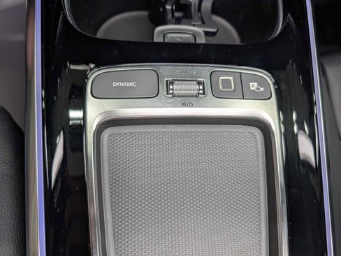 Certified 2025 Mercedes-Benz GLA 250 4MATIC image 27