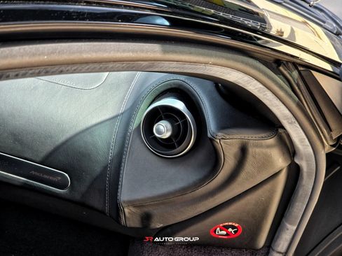 Used 2020 McLaren GT RWD image 55