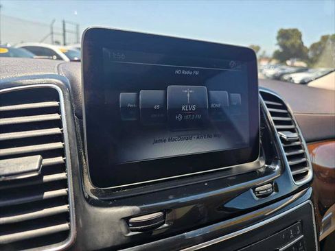 Used 2019 Mercedes-Benz GLS 450 4MATIC image 30