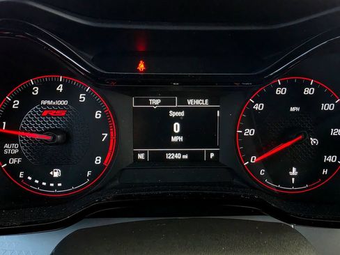Used 2024 Chevrolet Trax RS w/ Driver Confidence Package FWD image 22