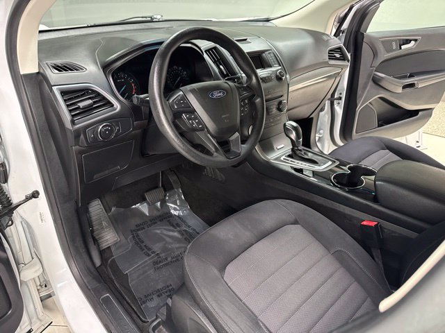 Used 2018 Ford Edge SE FWD image 10