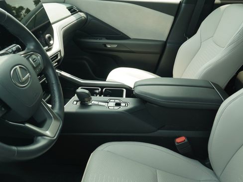 Certified 2025 Lexus TX 350 AWD image 9
