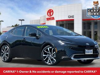 Used 2025 Toyota Prius Plug-In Hybrid FWD video 2