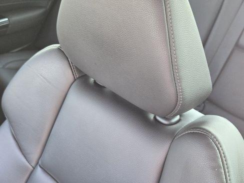 Used 2020 Acura TLX image 23