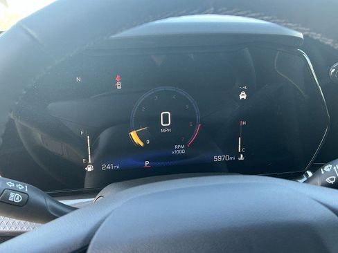 Used 2025 Chevrolet Trax ACTIV w/ Driver Confidence Package image 12