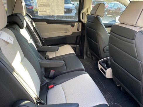 New 2026 Honda Odyssey Elite image 13