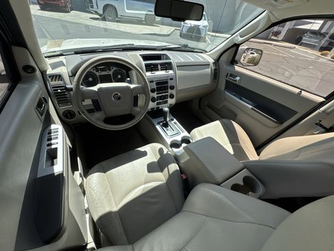 Used 2009 Mercury Mariner Premier FWD image 18