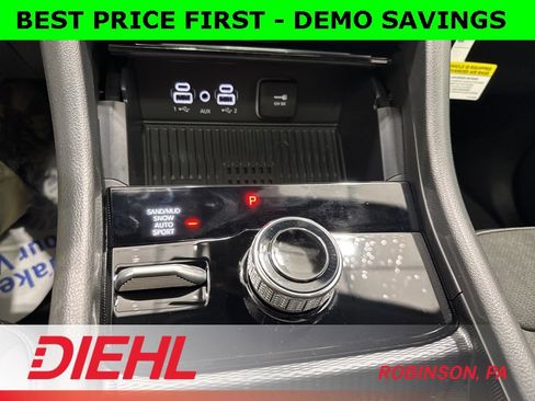 New 2026 Jeep Grand Cherokee Laredo image 31