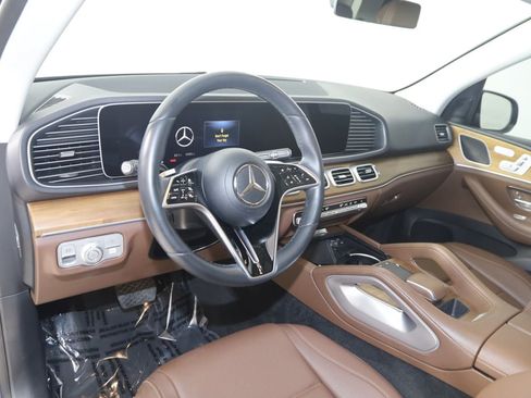 Used 2024 Mercedes-Benz GLE 350 4MATIC w/ 3rd Row Seat Package image 26