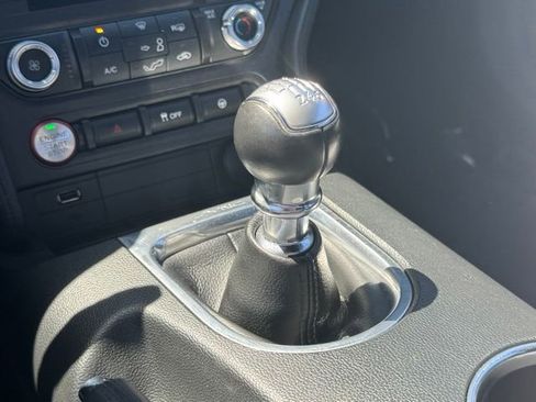 Used 2018 Ford Mustang GT RWD image 37