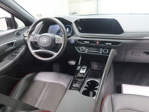 Used 2023 Hyundai Sonata SEL Plus w/ Preferred Accessory Package FWD image 13